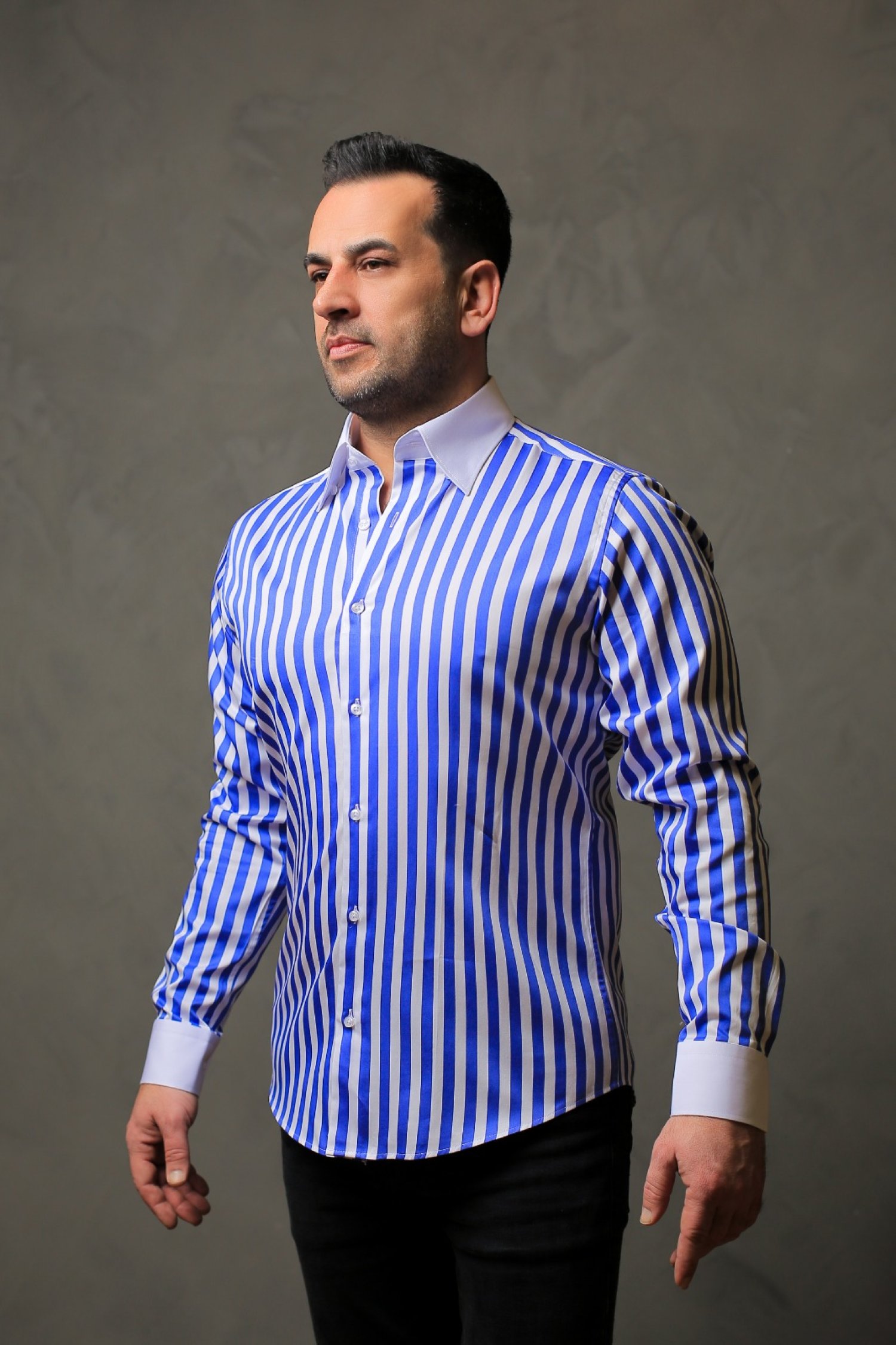 %100 Pamuk Saten Manşet Mavi Çizgili Slim Fit Gömlek  - L BE6V