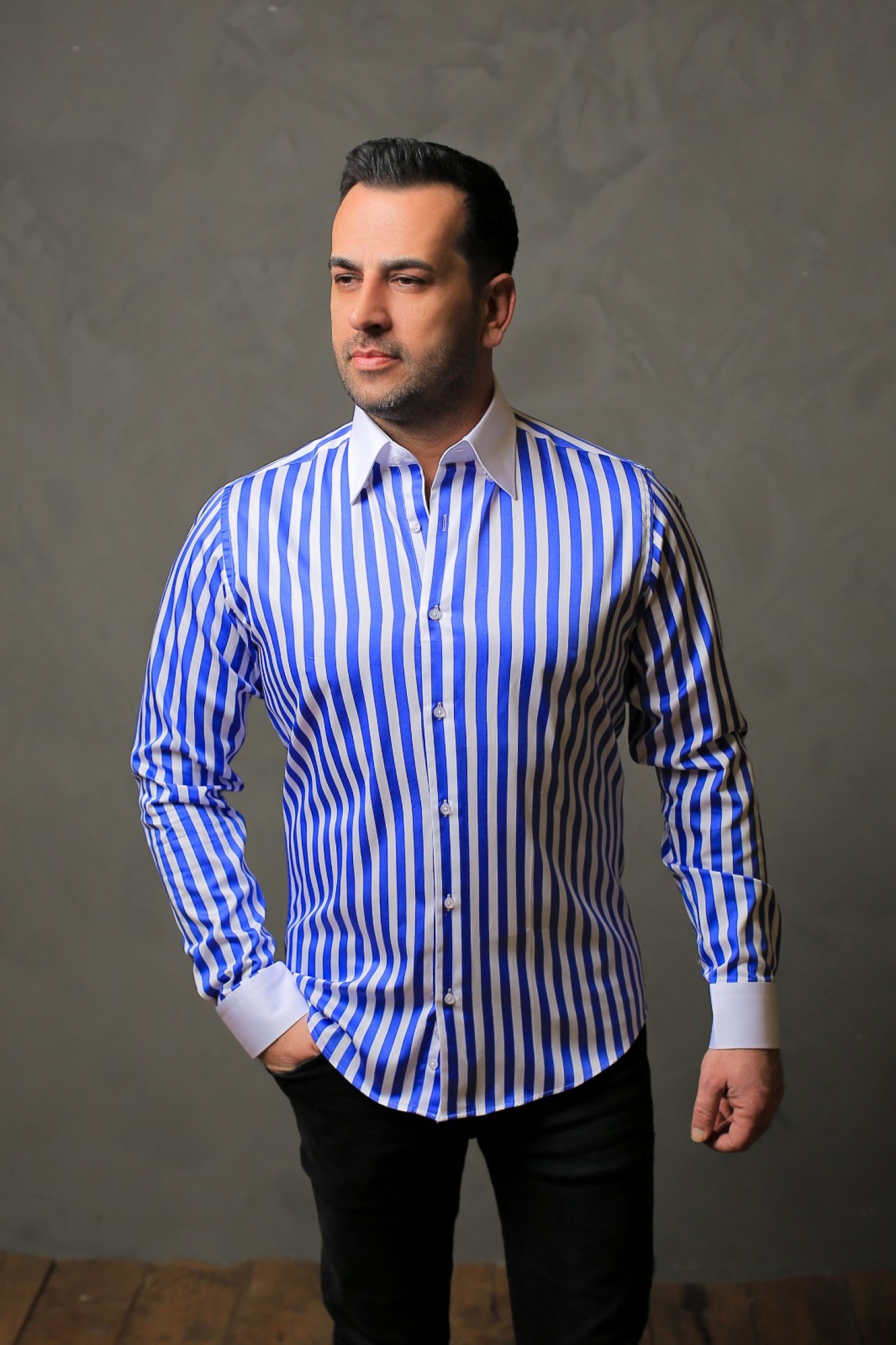 %100 Pamuk Saten Manşet Mavi Çizgili Slim Fit Gömlek  - L I2Z5