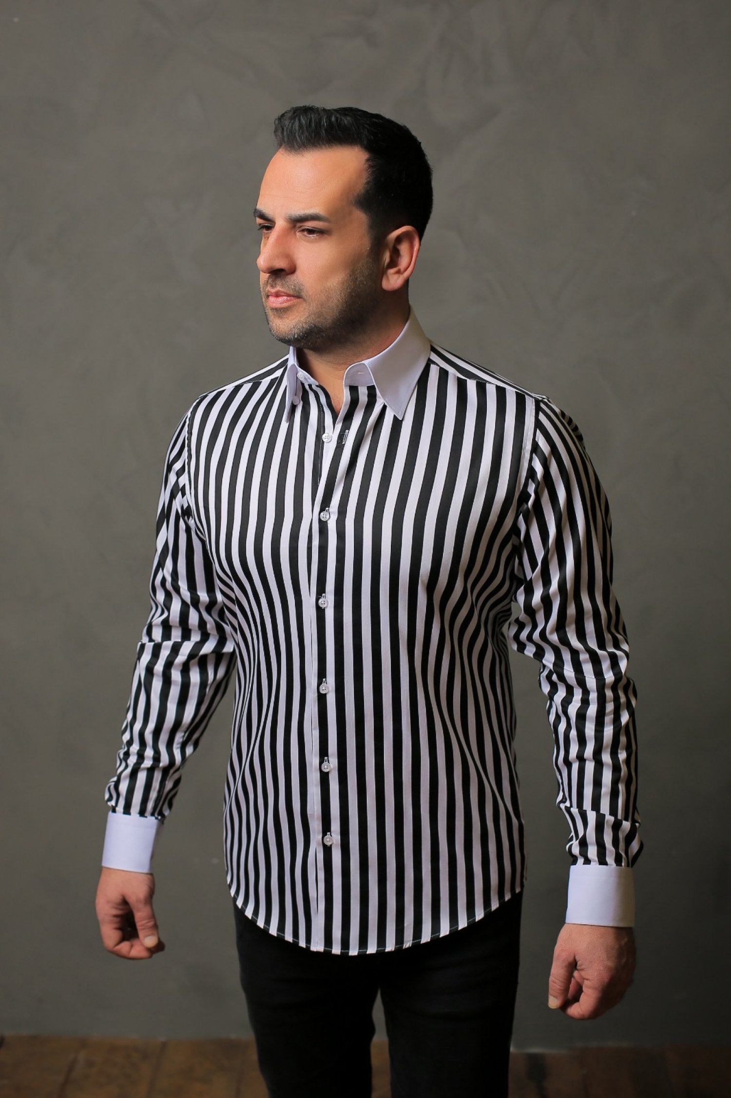 %100 Pamuk Saten Manşet Siyah Çizgili Slim Fit Gömlek - S 1UV2