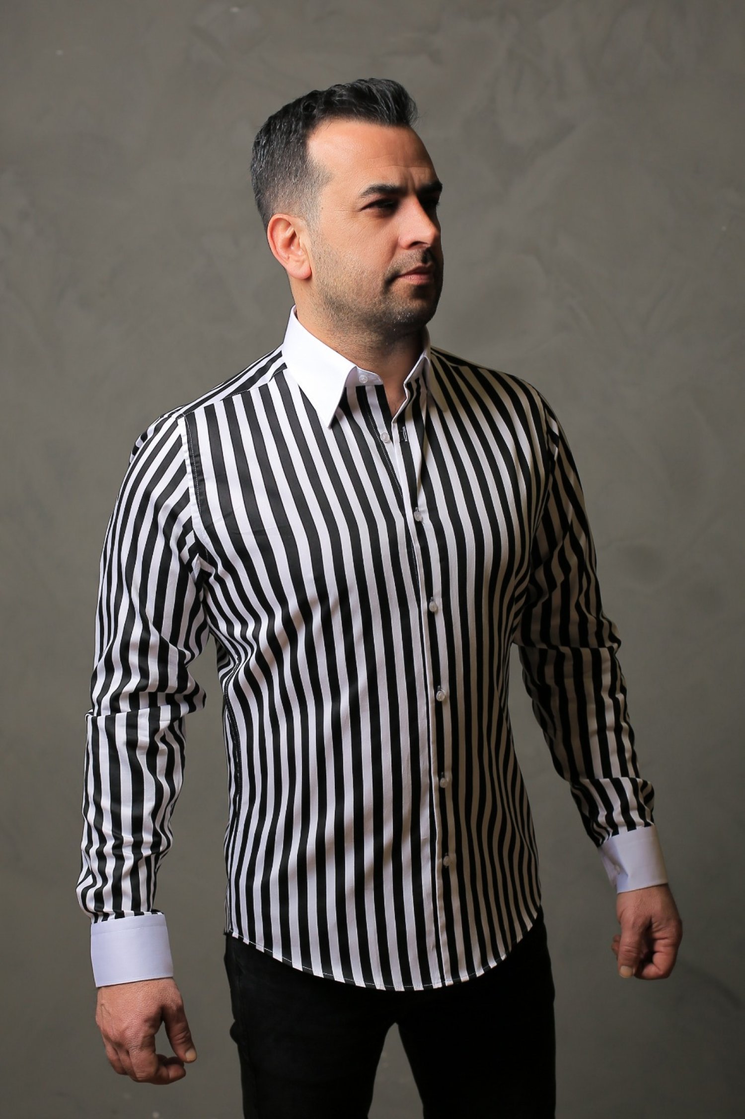 %100 Pamuk Saten Manşet Siyah Çizgili Slim Fit Gömlek - S EQJ1