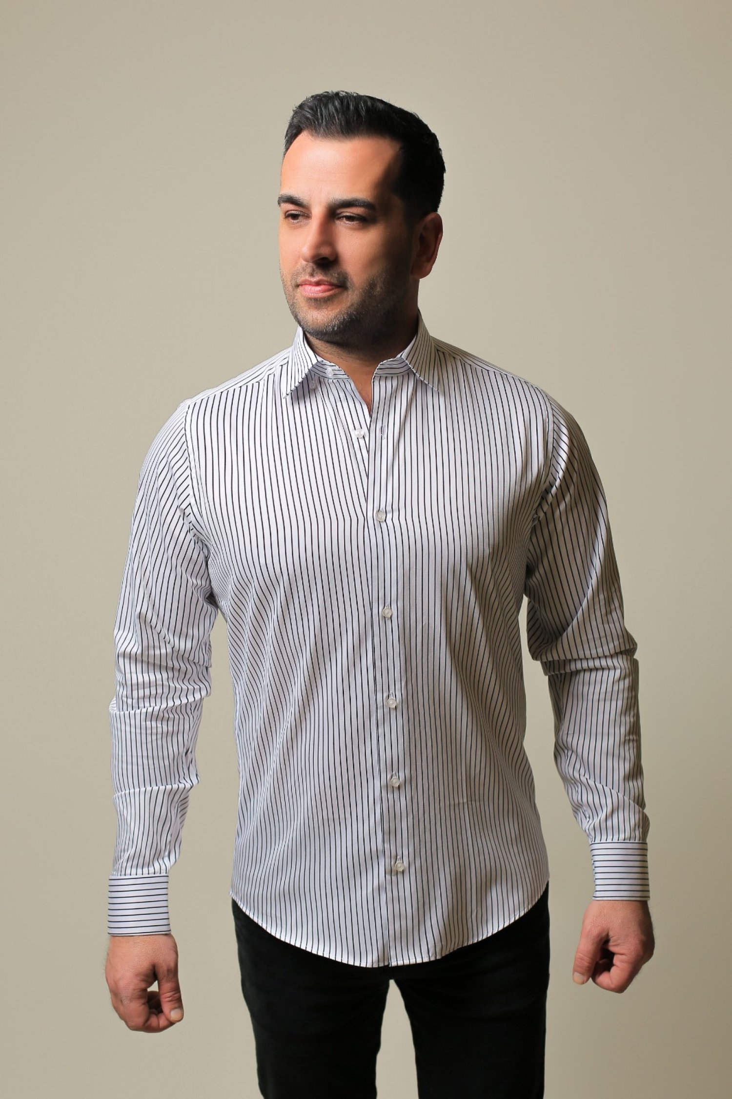 %100 Pamuk Saten Siyah Çizgili Beyaz Slim Fit Erkek Gömlek - S TF2E